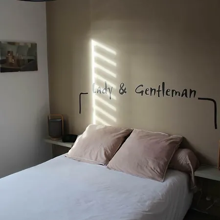 Apartment Quai Ouest, Vue Entree Port, Stationnement Gratuit, Lits Faits Pour Votre Arrivee, Serviettes De Toilettes Fournies Dieppe